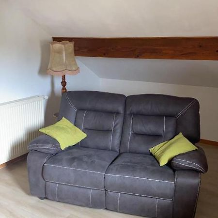 Au Gres Du Vent Lägenhet Ruy-Montceau Exteriör bild