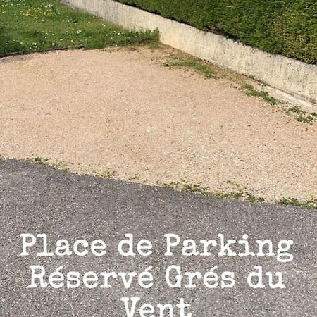 Au Gres Du Vent Lägenhet Ruy-Montceau Exteriör bild